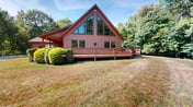 Beechwood Home - 4 Bedrooms and 3 Baths, sleeps 10