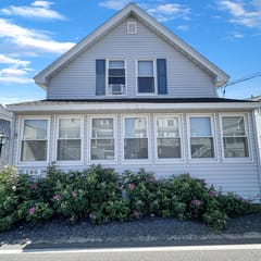 Sweet Dreams - W032 Quintessential Maine Beach House 50 yards away from Marsh Views and Wells Beach