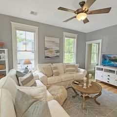Seaglass Village 139 - Driftwood Cottage: Bright & Breezy Seaglass Retreat