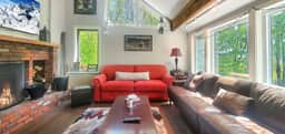 Great Escape Ski Lodge: Your Ultimate Trailside Getaway Awaits!