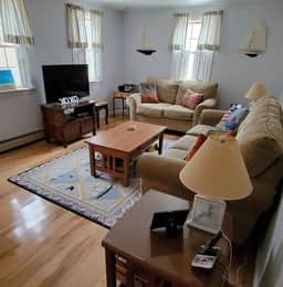 Family Retreat at York Beach-Lovely home just minutes from Long Sands Beach