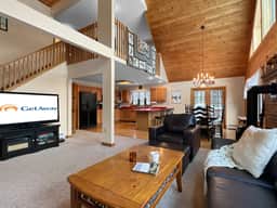Beechwood Home - 4 Bedrooms and 3 Baths, sleeps 10