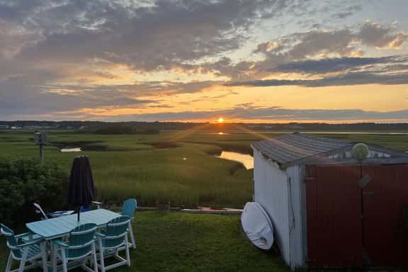 Sea Esta - 4 Bedroom cottage with best spot in Wells Beach - Image 1