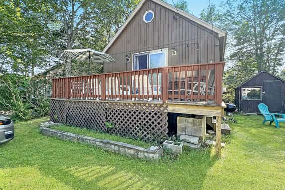 Beach Daze - Charming 2-Bedroom Cottage in York, Southern Maine Coast - Image 1