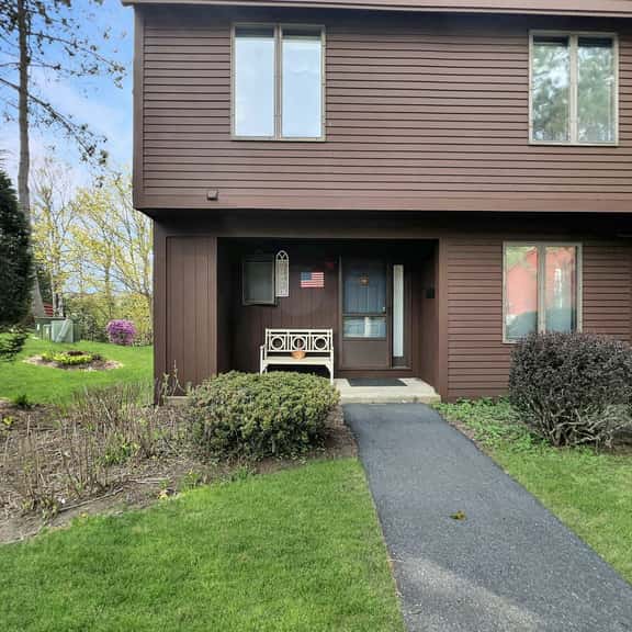Saltbox 9D - 3BR Quechee retreat - Image 1