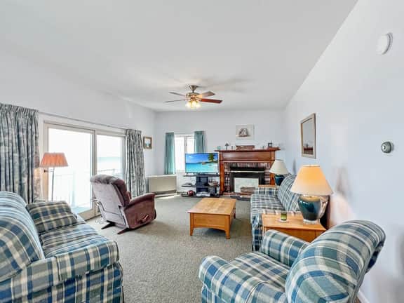 W148 Sandcastle - Wonderful Beachfront/Oceanfront property for a family vacation