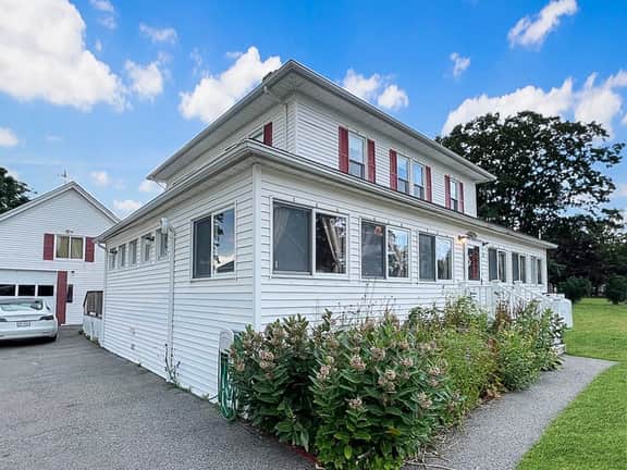 Kurtz Cottage - Wonderful home minutes away from the Goldenrod and York Beach
