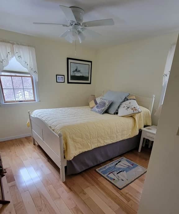 Family Retreat at York Beach-Lovely home just minutes from Long Sands Beach