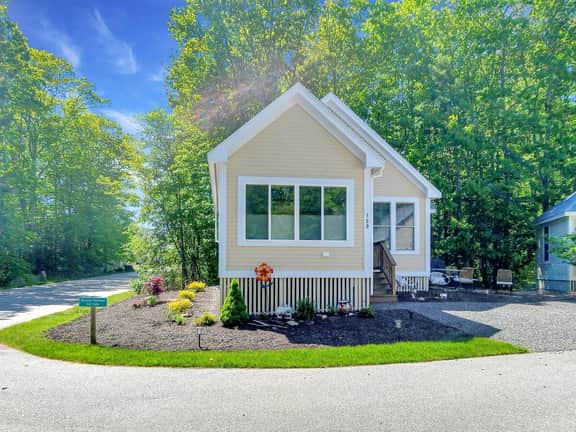 Seaglass Village Gem! 3 night min, close to Ogunquit Beach