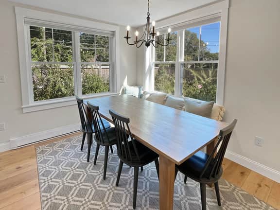 Experience coastal charm at Long Sands: a 3-bedroom York rental, perfect for family vacations!