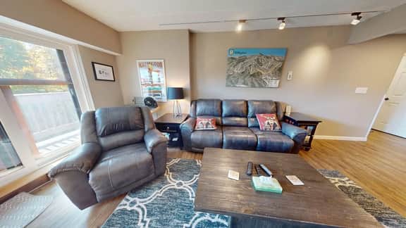 Mt Green 1-F05 - Spacious 3-Bedroom Condo in Killington Area, VT - Sleeps 8