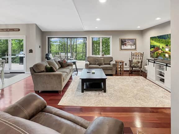 Sugar Hollow-Summer Ready! 4BR w/ Pool