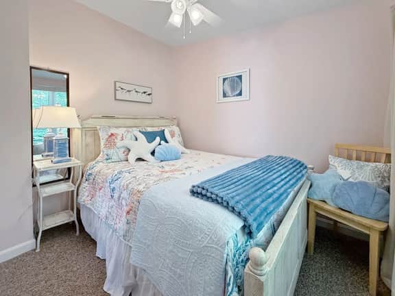 Sweet Beach Retreat: A cozy 2-bedroom getaway in Wells