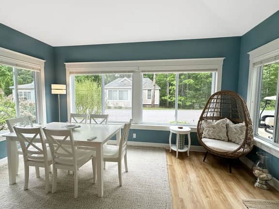 Seaglass Village 139 - Driftwood Cottage: Bright & Breezy Seaglass Retreat