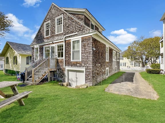 Cozy Cottage by the Sea - Y67  Classic New England cottage close to the beach