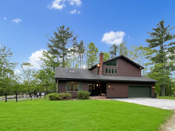 Sugar Hollow-Summer Ready! 4BR w/ Pool - Image 1