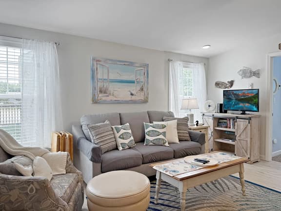 Sweet Beach Retreat: A cozy 2-bedroom getaway in Wells