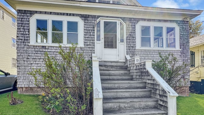 Property Walkthrough: Cottage Near the Sea