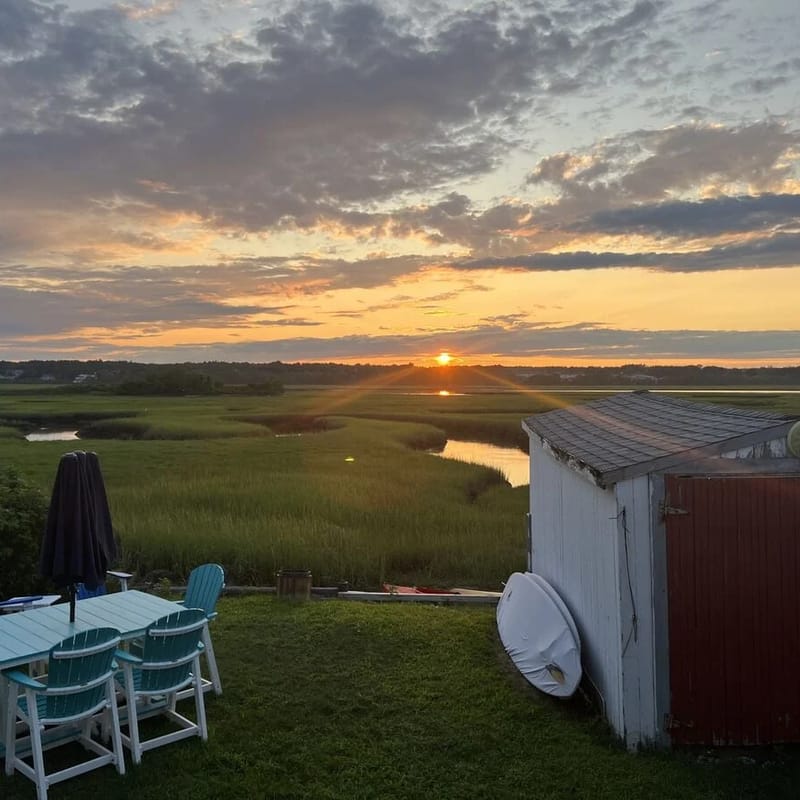 Sea Esta - 4 Bedroom cottage with best spot in Wells Beach