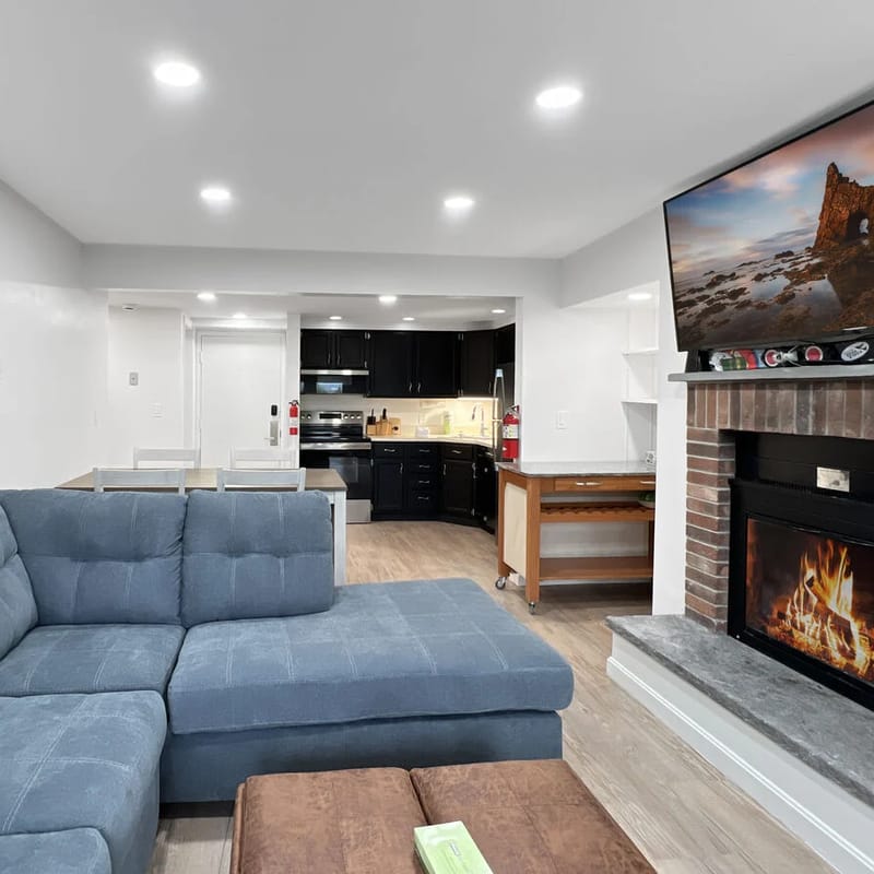 Newly Remodeled 1BR | Shuttle, Fireplace, Amenities in the Heart of Killington