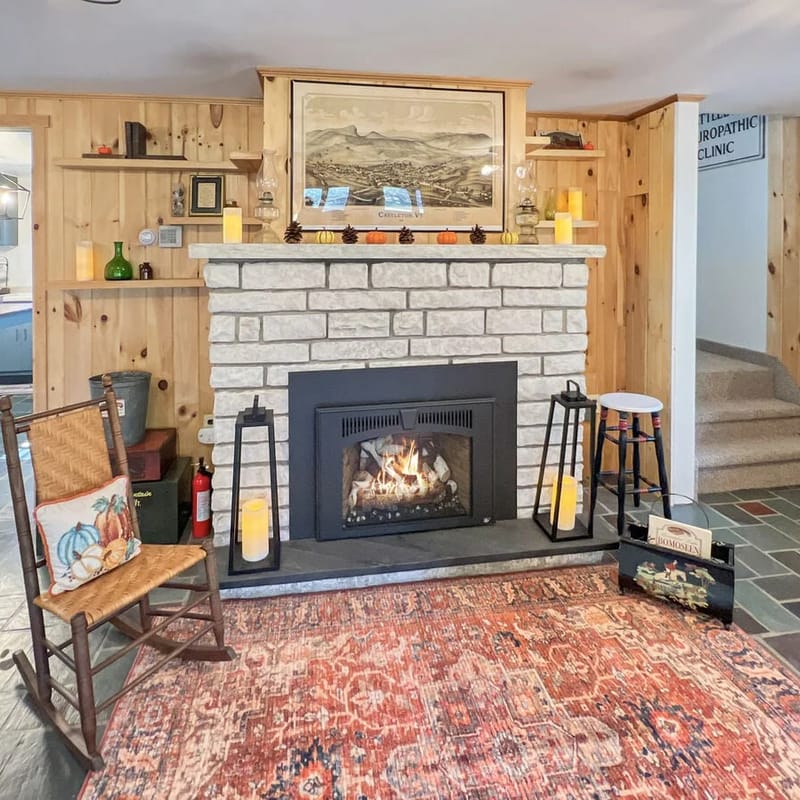 The Rosewood – Vermont Lake Cottage Near Crystal Beach & Killington Skiing